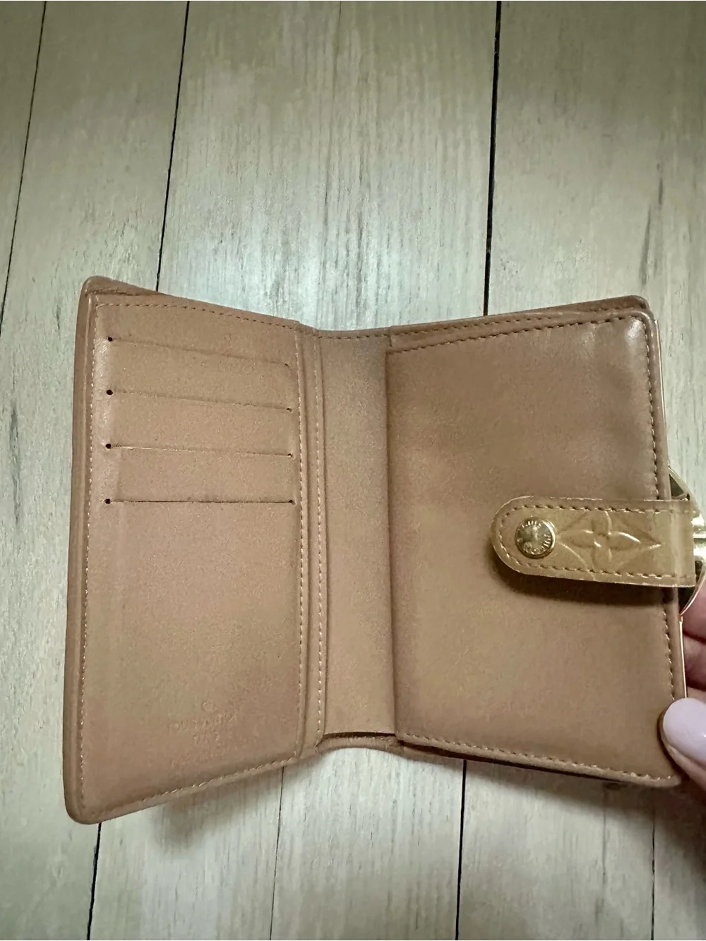 Louis Vuitton Tan Patent Vernis French Wallet